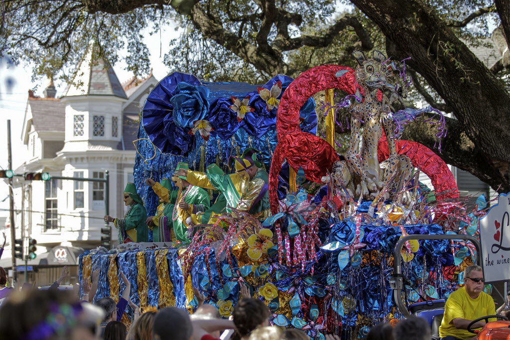Krewe of Mid-City 2017 rolls in New Orleans: See Mardi Gras parade photos